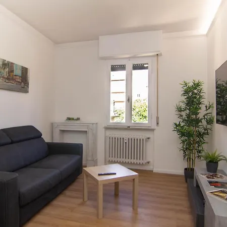 The Beautiful River Apartment Pisa